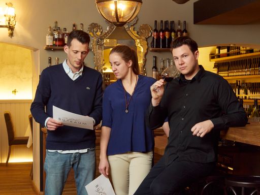 Vorschau Bild von Team Restaurant BUXBAUM: Daniel Kellner, Anna
Andert, Benjamin Buxbaum.