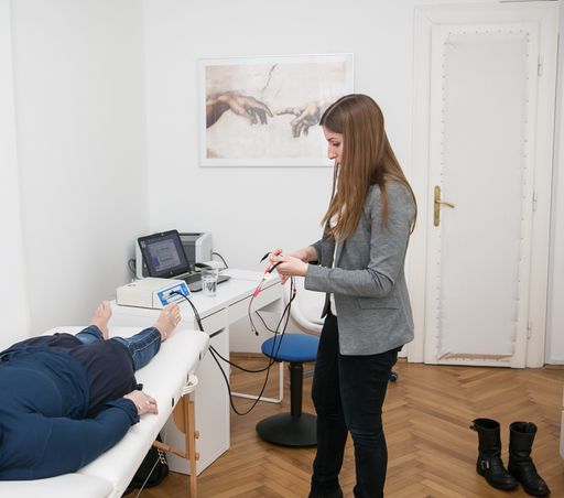 Vorschau Bild von Bioelektrische Impedanz-Messung mit Diätologin Anna
Schmidt