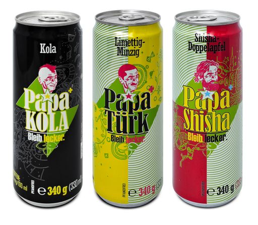 Vorschau Bild von Papa Türk neutralisiert Knoblauch-, Zwiebel- und
Alkoholgerüche innerhalb einer Stunde. Das Geheimnis des
„Knoblauch-Killers“ ist das darin enthaltene Chlorophyll, auch
bekannt als Blattgrün. Die natürliche Substanz wirkt
geruchsneutralisierend und färbt das kohlensäurehaltige Getränk
knallig-grün.