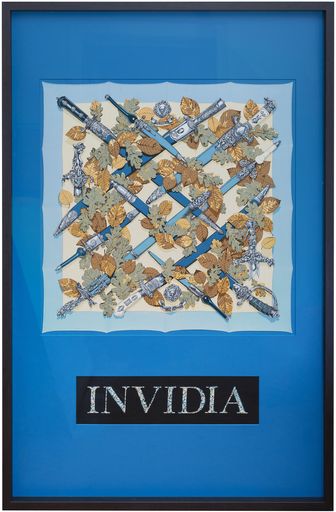 Vorschau Bild von INVIDIA  eines der Werke aus der Serie seven
human things von Nives Widauer die auf der ART VIENNA im Leopold
Museum von OSME Gallery präsentiert werden. Künstlerin: Nives
Widauer, Titel INVIDIA, IV/ VII, Aus der Serie seven human
things, 2016, Hermès Tuch & Stickerei, maßgefertigtes Passpartout,
gerahmt & verglast. Format: 118 x 180 cm.
