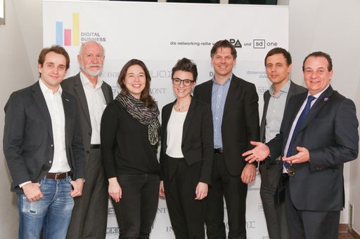 http://www.apa-fotoservice.at/galerie/8906/ Im Bild
v.l.n.r.: Markus Meixner (ViewAR), Robert Ludwig (Dimension Data
Austria), Annette Mossel (TU Wien), Christine Antlanger-Winter
(Mindshare Austria), Franz Dornig (IBM Österreich), Harald Mayer
(APA – Austria Presse Agentur), Thomas Stern (Moderation,
Braintrust)