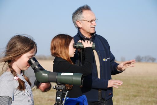 Vorschau Bild von Natur als Abenteuer im Nationalpark Neusiedler
See-Seewinkel: Alois Lang macht mit seinen Beobachtungen schon den
Frühling spannend!