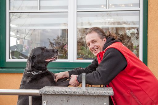 Vorschau Bild von Nero und Aiderbichler Paul Kaiser haben sofort
Freundschaft geschlossen
