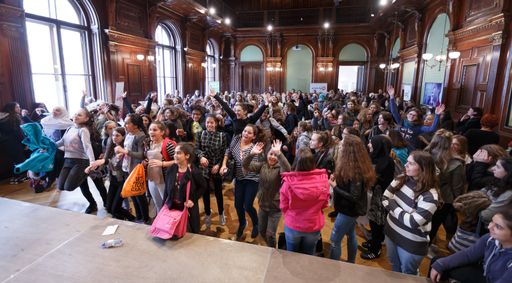 Über 400 begeisterte Schülerinnen besuchten „Girls!
TECH UP“ am 21. Oktober 2016 – Auch heuer wartet wieder ein
vielfältiges Programm auf alle Teilnehmerinnen (Fotocredit:
OVE/Joseph Krpelan)