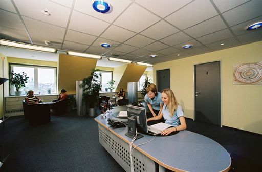 Vorschau Bild von Das renommierte Aestomed Ambulatorium Wien
präsentiert mit neuer Website http://www.aknelaser.at/ aktuelle
Behandlungsmethoden mit Laser gegen Akne und Aknenarben.