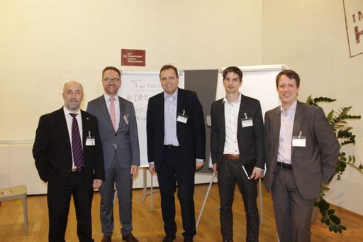 Vorschau Bild von Erich Albrechtowitz (BMF), Matthias Lichtenthaler
(BRZ), Roland Ledinger (BKA), Norbert Walchhofer (Porsche Austria
GmbH), Axel Polleres (WU-Wien)