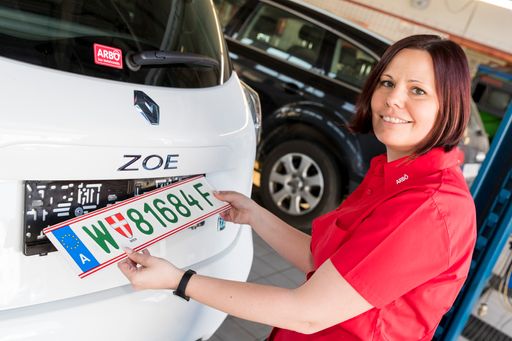 Der ARBÖ übernimmt grünes Kennzeichen