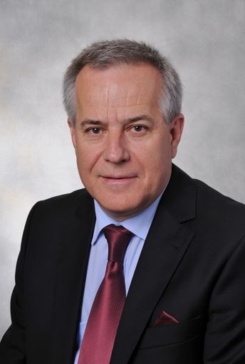 Star-Referent der ersten Millstätter
Wirtschaftsgespräche ist Siegfried Wolf, Verwaltungsratsvorsitzender
von Russian Machines LLC.