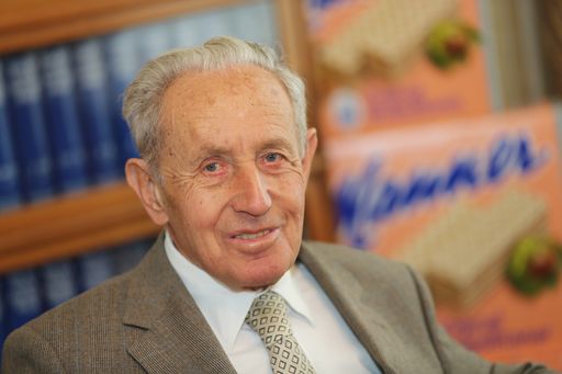 Vorschau Bild von Dr. Carl Manner verstorben