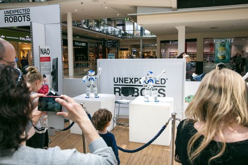 Vorschau Bild von Tanzende Roboter "NAO" im Donau Zentrum