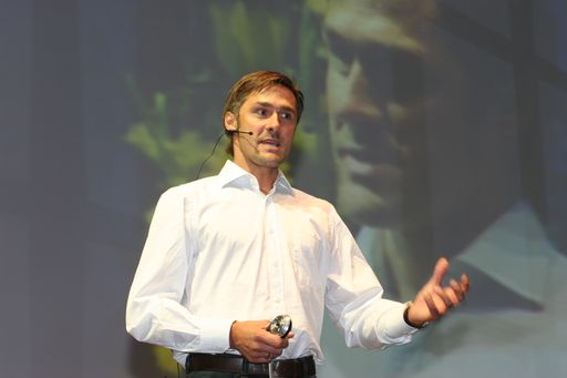 Kostenloser Vortrag von Extremsportler Wolfgang
Fasching während des Imster Radmarathon Wochenendes über seine
größten Erfolge und wie er sich täglich zu neuen Höchstleistungen
motiviert.