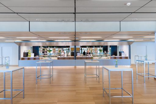 Foyer Café im Austria Center Vienna