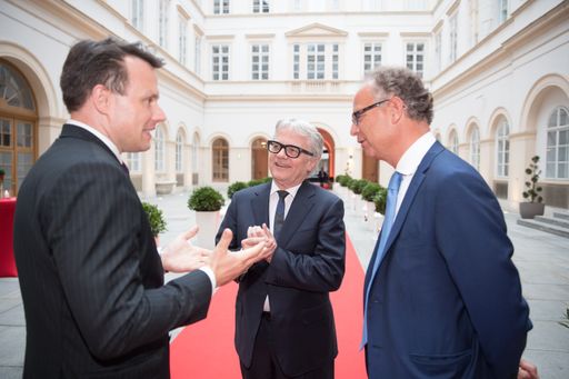 Börse-Vorstand Christoph Boschan im Gespräch mit
voestalpine CEO Wolfgang Eder und Wienerberger-CEO Heimo Scheuch