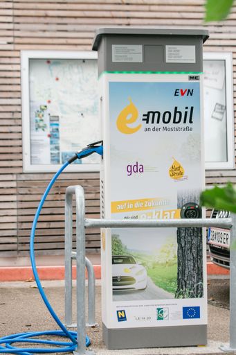 Vorschau Bild von E-Ladesäule aus dem Projekt eMobil im Mostviertel