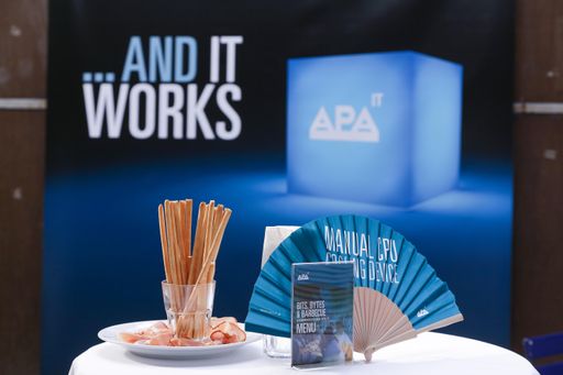 Vorschau Bild von https://www.apa-fotoservice.at/galerie/9578/ Bei
Bits, Bytes & Barbecue wurde beim APA-IT Sommerfest auf der
summerstage am Wiener Donaukanal genetzwerkt