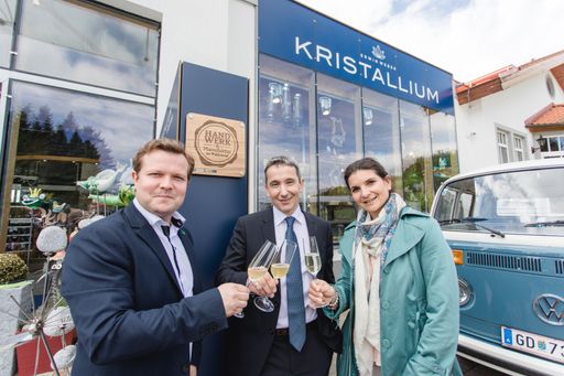  Eröffnung des Partnerbetriebes KRISTALLIUM