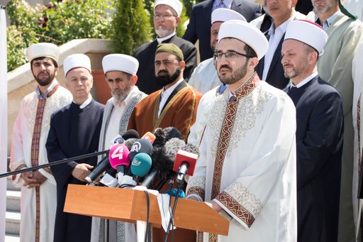 Vorschau Bild von Ibrahim Olgun, Präsident der IGGÖ hielt seine Ansprache vor
zahlreichen Presseleuten