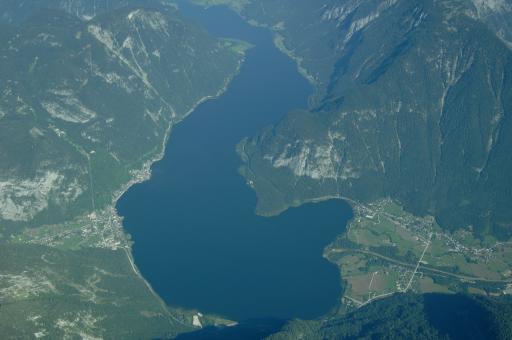 Blick auf den Hallstätter See.