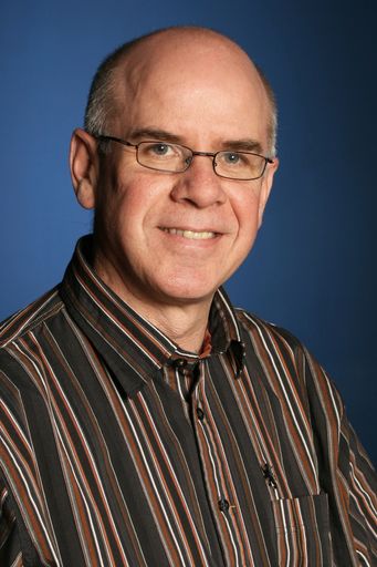 Achim Schad ist seit über 30 Jahren als
Familienberater, Paartherapeut und Referent zu vielen
familienpädagogischen Themen und Fragen tätig.