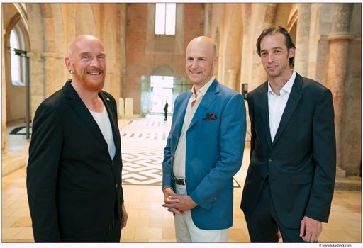 Vorschau Bild von Zahlreiche Persönlichkeiten aus Kunst, Wirtschaft und
Gesellschaft folgten der Einladung zum Fundraising-Dinner der
Kunsthalle Krems.