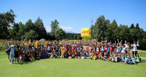 Mehr als 1.000 Kids eroberten die Fairways und Greens von 8
Kärntner Golfclubs
