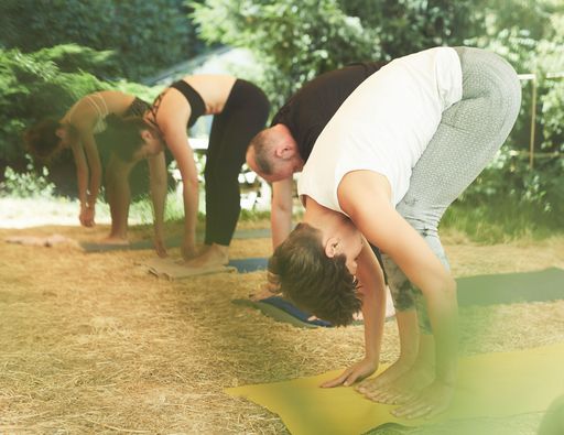  Outdoor-Yoga im Sommer