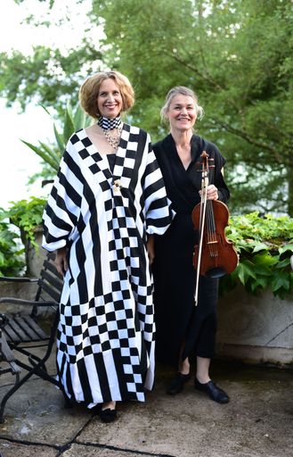 Vorschau Bild von Nach der Uraufführung