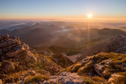Vorschau Bild von Die lohnende Tour über den Nandlgrat verspricht
gigantische Aussichten über dien Wiener Alpen.