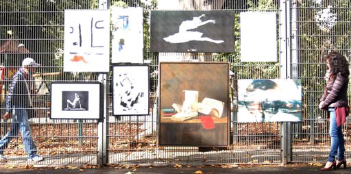  Das Projekt „Börseviertel StreetArt -Kunst am Zaun
im Börsepark“ist als Open Air Plattform und Kulturtreffen im
Börsepark konzipiert. Der Park wird für KünstlerInnen und ihre
Kunstwerke zu einer Open Space Gallery, zur Begegnungszone, zum
Kunstmarktplatz und zur Schaffenszone.