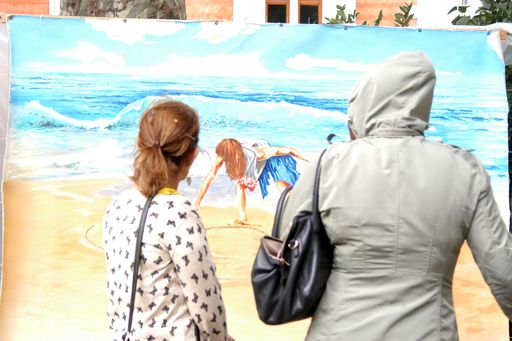 Vorschau Bild von Börseviertel StreetArt – Kunst am Zaun ist die
größte kuratierte Open Air Galerie Europas.