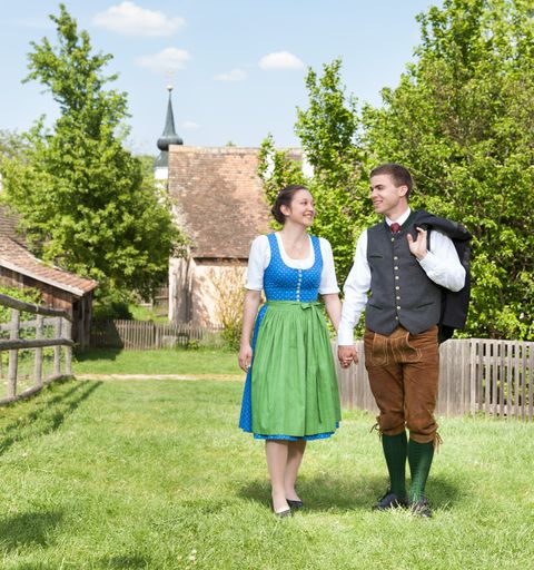 Vorschau Bild von Die schönsten Trachten werden am Dirndlgwandsonntag
ausgeführt.