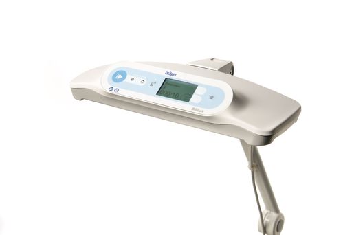 Vorschau Bild von Gelbsucht bei Neu- und Frühgeborenen behandeln: Die
Phototherapieleuchte BiliLux wandelt den Farbstoff Bilirubin in eine
wasserlösliche Substanz um.