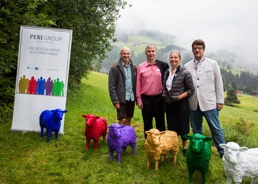 Gaben Impulse zu Möglichkeiten der Digitalisierung im
Gesundheitswesen (v. li.): Mag Hanns Kratzer, PERI Consulting; Dr.
Hans Steindl, Kammeramtsdirektor der Österreichischen
Apothekerkammer; Mag. pharm. Dr. Ulrike Mursch-Edlmayr, Präsidentin
der Österreichischen Apothekerkammer; Prof. Dr. Reinhard Riedl,
Leiter des Transdisziplinären BFH-Zentrums Digital Society in Bern.