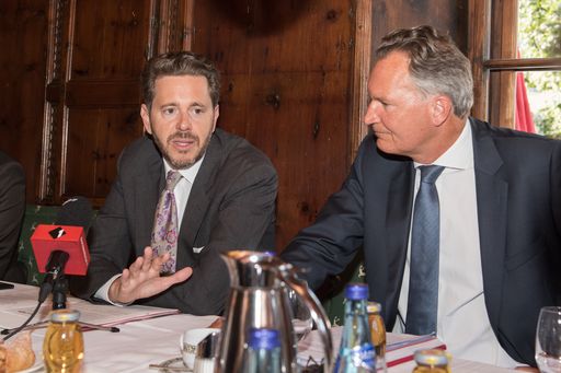 Bundesminister Harald Mahrer bei der Pressekonferenz