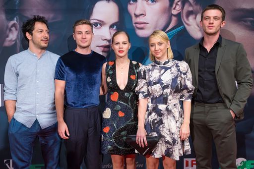 Die Hauptdarsteller von "Jugend ohne Gott" bei der
Österreichpremiere