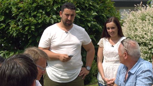 Vorschau Bild von Alex und Vanessa wollen heiraten. Bei der
Hochzeitsplanung haben sie allerdings kein Mitspracherecht. Denn die
Planung für ihre Traumhochzeit liegt ausschließlich in den Händen
ihrer Familien. Dafür haben sie 10.000 Euro Budget und zwei Wochen
Zeit. Wird das Experiment gelingen? "Voll vertraut! - Hochzeit mit
Hindernissen" am Donnerstag, 21. September 2017, um 20:15 Uhr bei
RTL II.