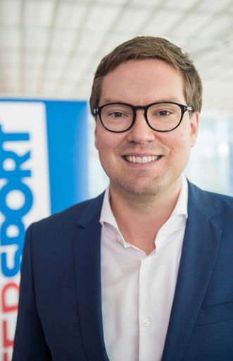 Der 33-jährige Oberösterreicher ist mit seinem
knapp 40-köpfigen Marketing-Team neben Österreich auch für die
Länder Ungarn, Tschechien und Slowakei zuständig.