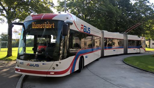Testbetrieb in Salzburg mit Doppelgelenk-Obus