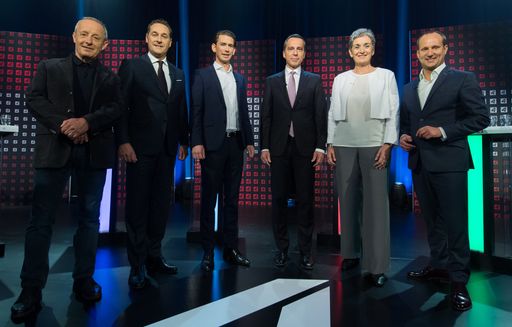 Im Bild v.l.n.r.: Peter Pilz (Liste Pilz),
Heinz-Christian Strache (FPÖ), Sebastian Kurz (ÖVP), Christian Kern
(SPÖ), Ulrike Lunacek (Grüne) und Mathias Strolz (NEOS) während der
Puls 4-Elefantenrunde am Sonntag, 24. September 2017, in Wien.