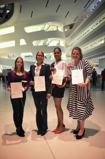 Vorschau Bild von Im Bild v.l.n.r.: Petra Heyhall, Katharina
Stöllner, Sandra Callender, Cornelia Bärnthaler (Best of
Marketing-Preisträgerinnen)