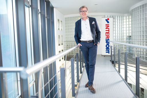 Vorschau Bild von "Sport genießt in Österreich ein äußerst positives Image: Rund 80
Prozent der Österreicher sagen, ‚Sport macht glücklich’, satte 65
Prozent sind der Meinung, ‚Sport macht sexy’. Die eigene Gesundheit
und das körperliche Wohlbefinden sind für über 90 Prozent die
wichtigsten Beweggründe für sportliche Aktivitäten", so Mathias
Boenke, Geschäftsführer INTERSPORT Austria.