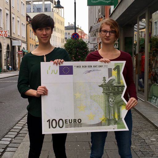 'BILD zu OTS - Nicht zufrieden mit nur einem Teil vom Ganzen:
Flora Petrik und Teresa Griesebner von KPÖ PLUS.