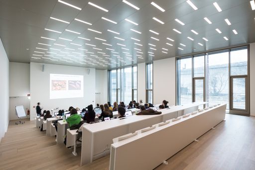  Im modernen Universitätsgebäude der KL finden die
Psychologie-Studierenden die ideale Studienumgebung.