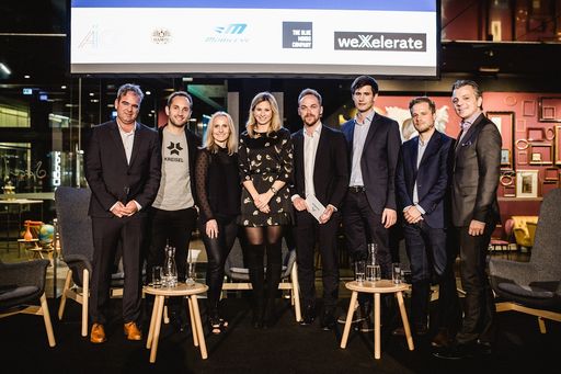 Vorschau Bild von Lior Sethon (Deputy General Manager of Aftermarket
Devision Mobileye), Walter Kreisel (CEO Kreisel Systems), Eveline
Steinberger-Kern (The Blue Minds Company und VP AICC), Julia Andras
(Rechtsanwältin LGP und Generalsekretärin AICC), Alexander Hotowy
(CEO accilium), Hermann Stockinger (CEO EasE-Link), Thomas Daiber
(CEO Hubject Berlin) und Oliver Schmerold (ÖAMTC)