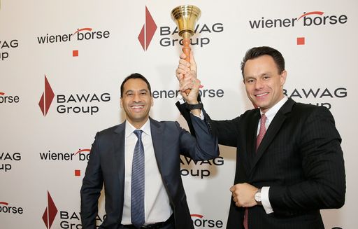 BAWAG Vorstand Abuzaakouk und Börse Vorstand
Boschan läuten die Glocke zum Börsengang der BAWAG