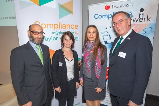 v.l.n.r.: Martin Eckel, CEE Head of Compliance und
CEE Head of Competition bei Taylor Wessing Susanne Mortimore,
Leiterin Sales & Marketing bei LexisNexis Jutta Buchholzer,
Compliance Manager bei Celgene GmbH Theodor Thanner, Generaldirektor
der Bundeswettbewerbsbehörde