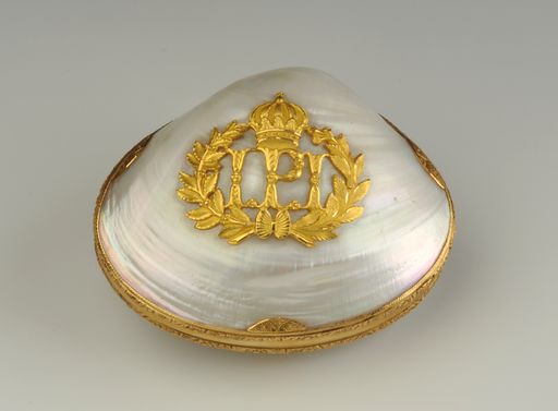 Vorschau Bild von Geschenk des Kronprinzen von Brasilien an seinen
Schwiegervater, Kaiser Franz I. (Muscheldose)