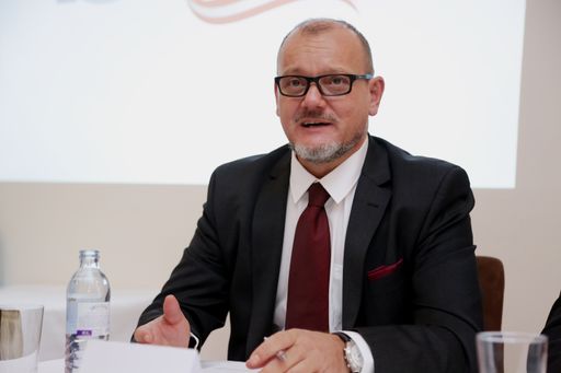 Vorschau Bild von DONAU-Landesdirektor Emanuel Dovjak