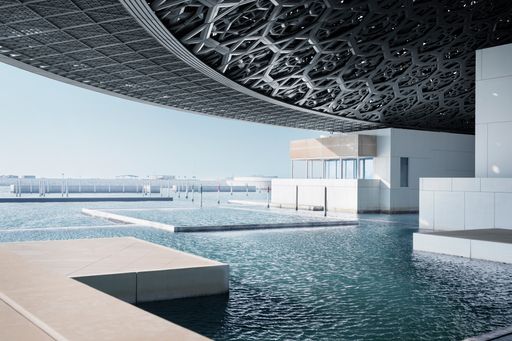 Vorschau Bild von ERÖFFNUNG DES LOUVRE ABU DHABI SPEKTAKULÄRE
KUPPELKONSTRUKTION VON WAAGNER-BIRO