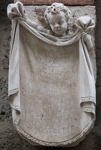  Simon Felber- Die Inschrift spielt mit dem Vornamen, indem sie
ein berühmtes Bibelzitat aufgreift: Simon dormis? – „Simon, schläfst
du?“ Ort: Petersfriedhof